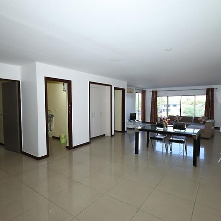 Tropical Plaza Apt Nadi Bagian luar foto