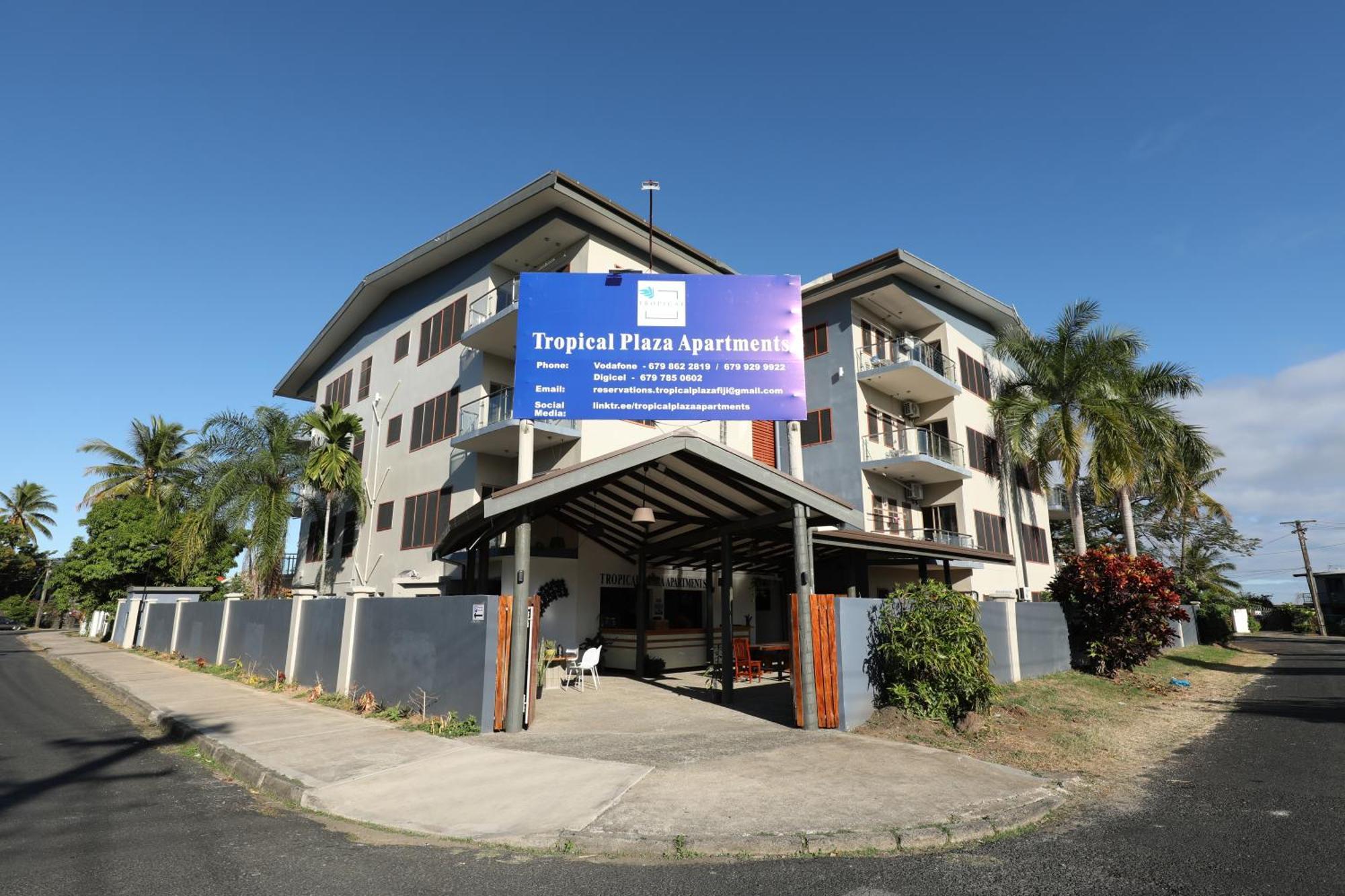 Tropical Plaza Apt Nadi Bagian luar foto